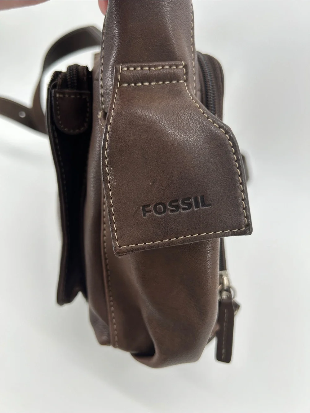 Fossil Travelers Built In Wallet Chocolate Brown Leather  Crossbody Everyday